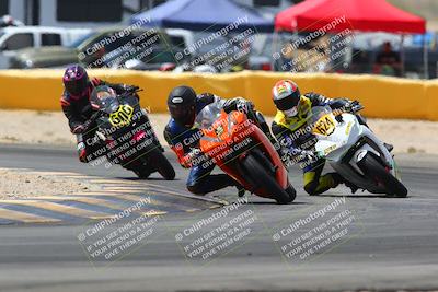 media/Apr-10-2022-SoCal Trackdays (Sun) [[f104b12566]]/Turn 2 (1135am)/